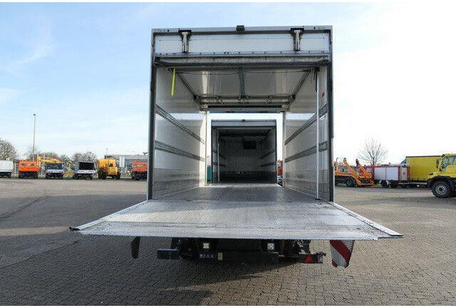 Mercedes-Benz 2543 L Antos 6x2, 37 Paletten, Kompl. Zug, TOP - Tovornjak hladilnik: slika 4 Mercedes-Benz 2543 L Antos 6x2, 37 Paletten, Kompl. Zug, TOP - Tovornjak hladilnik: slika 4
