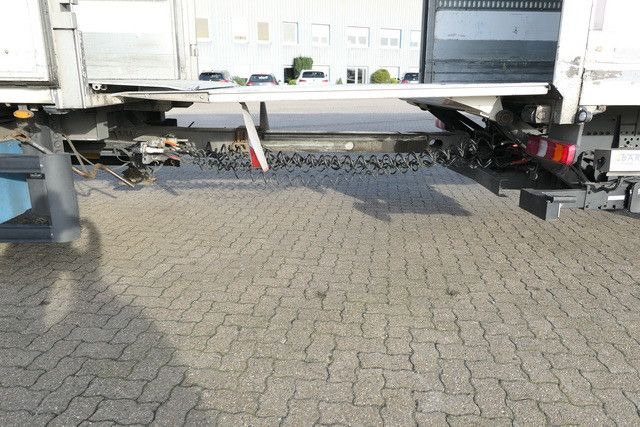 Mercedes-Benz 2543 L Antos 6x2, 37 Paletten, Kompl. Zug, TOP - Tovornjak hladilnik: slika 2 Mercedes-Benz 2543 L Antos 6x2, 37 Paletten, Kompl. Zug, TOP - Tovornjak hladilnik: slika 2