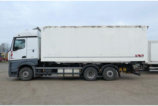 Mercedes-Benz 2545 L Actros 6x2, Retader, für Bohrgeräte, AHK - Tovornjak zabojnik: slika 4 Mercedes-Benz 2545 L Actros 6x2, Retader, für Bohrgeräte, AHK - Tovornjak zabojnik: slika 4
