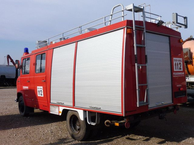 Mercedes-Benz 608 LPKF 4x2,Löschfarzeug, 9. Sitze, Pumpe, DOKA - Gasilsko vozilo: slika 4 Mercedes-Benz 608 LPKF 4x2,Löschfarzeug, 9. Sitze, Pumpe, DOKA - Gasilsko vozilo: slika 4