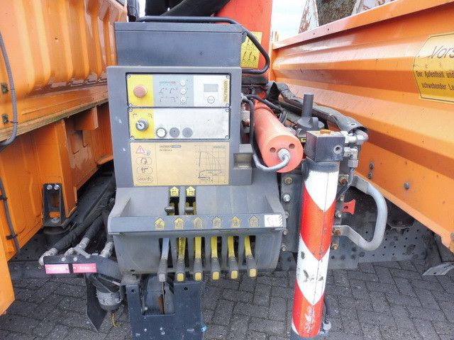 Mitsubishi Fuso Canter 7C18D, Palfinger PK 7001-KA, DOKA - Tovornjak prekucnik, Tovornjak z dvigalom: slika 4 Mitsubishi Fuso Canter 7C18D, Palfinger PK 7001-KA, DOKA - Tovornjak prekucnik, Tovornjak z dvigalom: slika 4