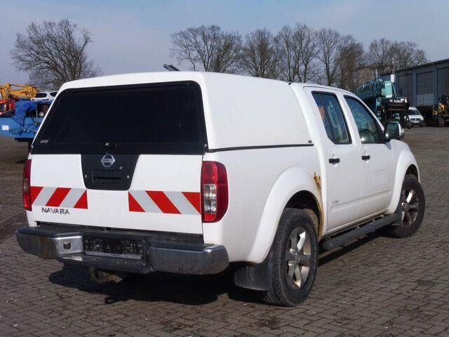 Nissan Navara 2.5 Tdi 4x4, DOKA, Pickup, Klima, AHK - Dostavno vozilo s kesonom: slika 5 Nissan Navara 2.5 Tdi 4x4, DOKA, Pickup, Klima, AHK - Dostavno vozilo s kesonom: slika 5