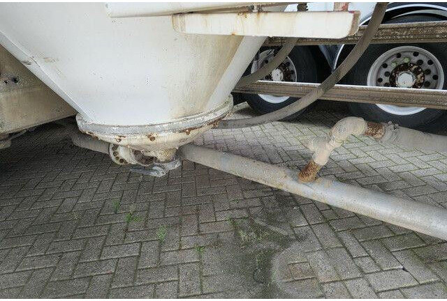 SPITZER SF 2743 PI, Zement, Alu-Felgen, 43m³, 1 Kammer - Polprikolica cisterna: slika 4 SPITZER SF 2743 PI, Zement, Alu-Felgen, 43m³, 1 Kammer - Polprikolica cisterna: slika 4