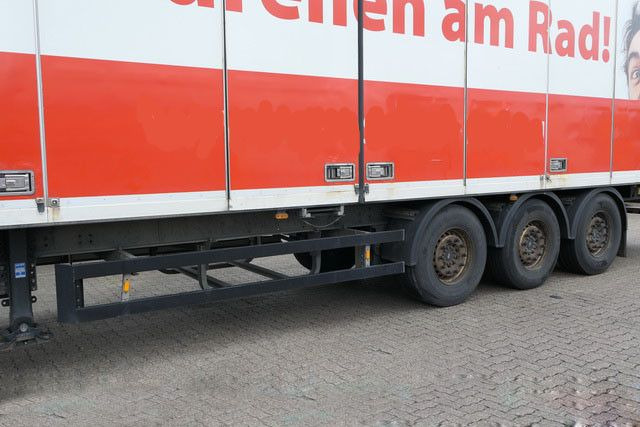 Schmitz Cargobull SKO 24, Faltwand, Seitentüren,Isoliert,Luft-Lift - Polprikolica zabojnik: slika 4 Schmitz Cargobull SKO 24, Faltwand, Seitentüren,Isoliert,Luft-Lift - Polprikolica zabojnik: slika 4