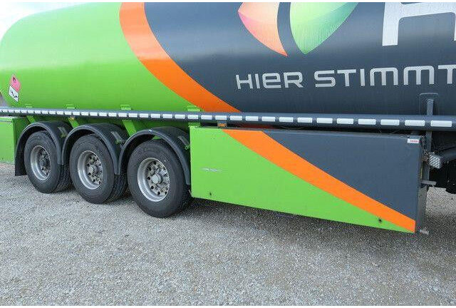 Schrader Z-STA24-42.7/4, Peilstab, 43m³, 4 Kammern - Polprikolica cisterna: slika 2 Schrader Z-STA24-42.7/4, Peilstab, 43m³, 4 Kammern - Polprikolica cisterna: slika 2