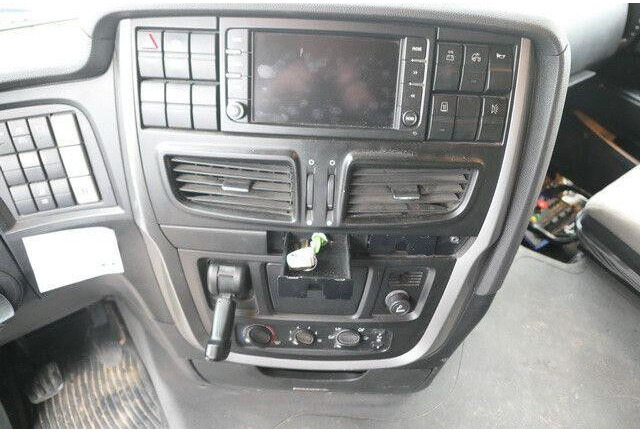 Vlačilec Iveco 460 Stralis 4x2, Kran HMF 1320K3, Hydr., Klima: slika 14