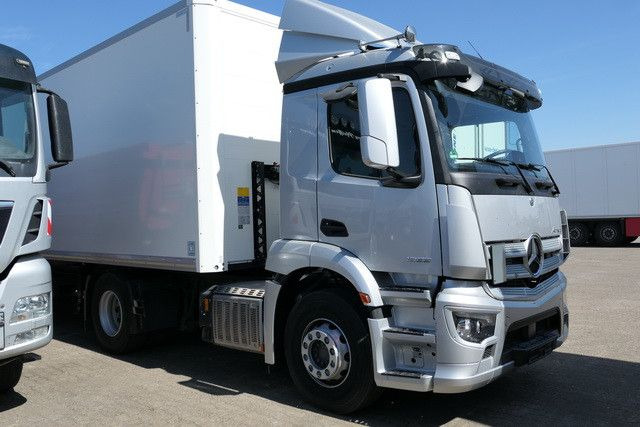 Mercedes-Benz 1836 LS Actros 4x2, ADR, Navi, Klima, 2.000km - Vlačilec: slika 2 Mercedes-Benz 1836 LS Actros 4x2, ADR, Navi, Klima, 2.000km - Vlačilec: slika 2