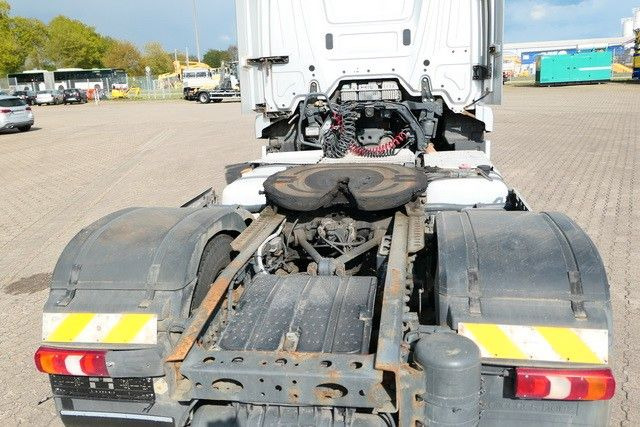 Mercedes-Benz 2443 LS Actros 6x2, MP4, 3-Achser, Hydr., Euro 6 - Vlačilec: slika 4 Mercedes-Benz 2443 LS Actros 6x2, MP4, 3-Achser, Hydr., Euro 6 - Vlačilec: slika 4