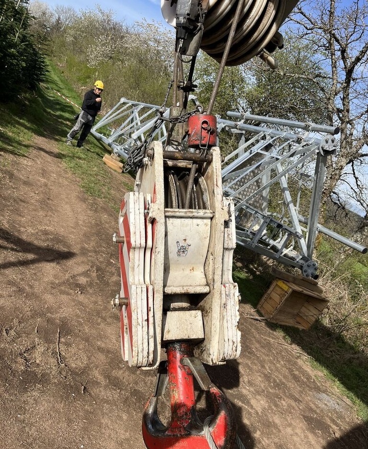 Demag AC 100 4L - Avtodvigalo: slika 2 Demag AC 100 4L - Avtodvigalo: slika 2