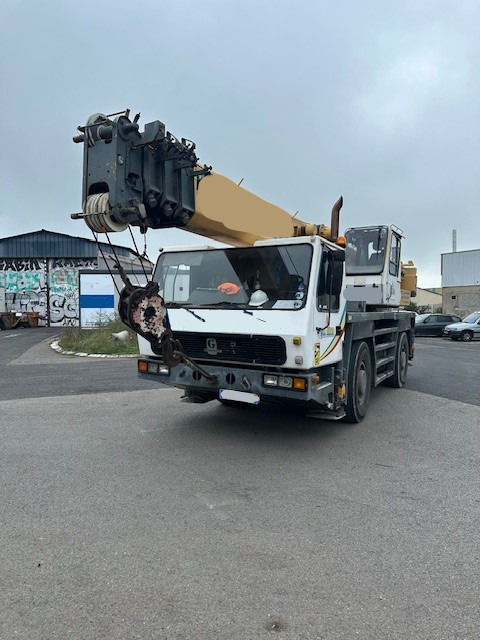 GROVE GMK 2035 - Avtodvigalo: slika 1 GROVE GMK 2035 - Avtodvigalo: slika 1