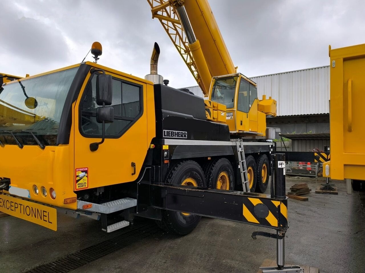 Liebherr LTM 1070 4.2 - Avtodvigalo: slika 1 Liebherr LTM 1070 4.2 - Avtodvigalo: slika 1