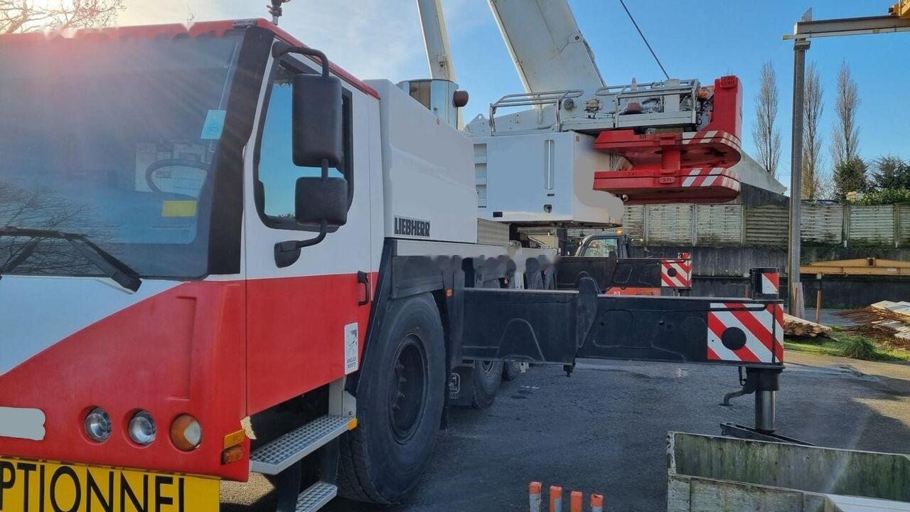 Liebherr LTM 1130 5.1 - Avtodvigalo: slika 1 Liebherr LTM 1130 5.1 - Avtodvigalo: slika 1