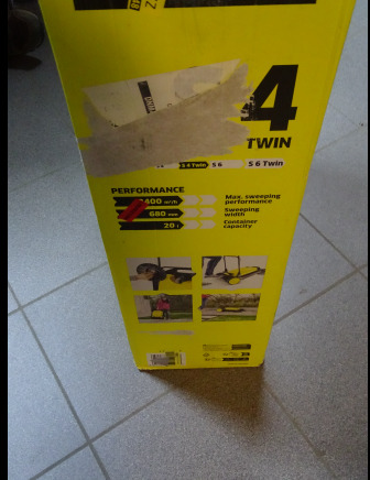 Balayeuse mécanique KARCHER S 4 Twin - Industrijski pometalni stroj: slika 4 Balayeuse mécanique KARCHER S 4 Twin - Industrijski pometalni stroj: slika 4