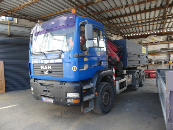 Camion porte container avec grue MAN TGA MH 26 FD (2005-455.395 km)(WMAH09ZZ96M427264) - Kontejnerski tovornjak/ Tovornjak z zamenljivim tovoriščem: slika 1 Camion porte container avec grue MAN TGA MH 26 FD (2005-455.395 km)(WMAH09ZZ96M427264) - Kontejnerski tovornjak/ Tovornjak z zamenljivim tovoriščem: slika 1