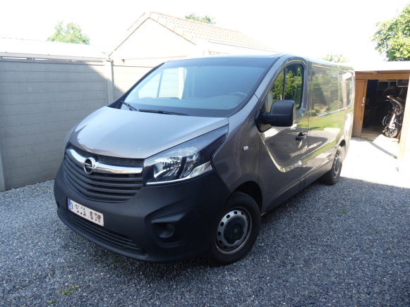 Camionnette Opel Vivaro (2018-122.114 km-VIN:WOVF7G60XJV634111) - Avtomobil: slika 1 Camionnette Opel Vivaro (2018-122.114 km-VIN:WOVF7G60XJV634111) - Avtomobil: slika 1