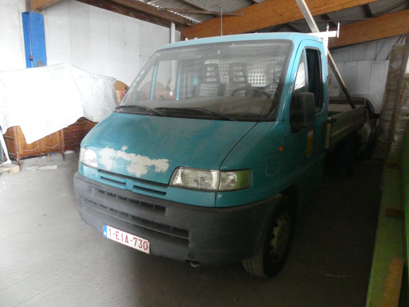 Camionnette benne Peugeot Boxer (1999-235.401 km) - Avtomobil: slika 1 Camionnette benne Peugeot Boxer (1999-235.401 km) - Avtomobil: slika 1