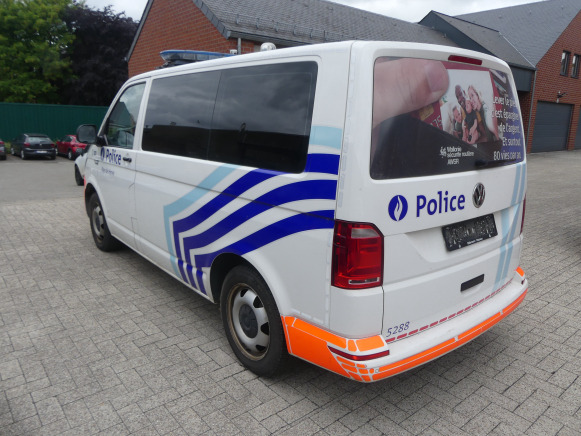 Camionnette, combi de police Volkswagen (2019-243.344 km) - Avtomobil: slika 4 Camionnette, combi de police Volkswagen (2019-243.344 km) - Avtomobil: slika 4