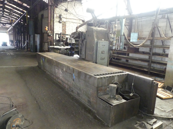 Fraiseuse universelle CNC 3 axes Huron RU 881 - Rezkalni stroj: slika 1 Fraiseuse universelle CNC 3 axes Huron RU 881 - Rezkalni stroj: slika 1
