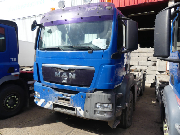 REF:1309 - Camion porte-container MAN 28S (2009-572.532 km) - Kotalni prekucni tovornjak: slika 1 REF:1309 - Camion porte-container MAN 28S (2009-572.532 km) - Kotalni prekucni tovornjak: slika 1