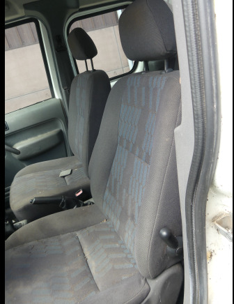 REF:immatriculé sous : TRF-384 - Voiture Ford Tourneo Connect - Dostavno vozilo z dvojno kabino: slika 5 REF:immatriculé sous : TRF-384 - Voiture Ford Tourneo Connect - Dostavno vozilo z dvojno kabino: slika 5