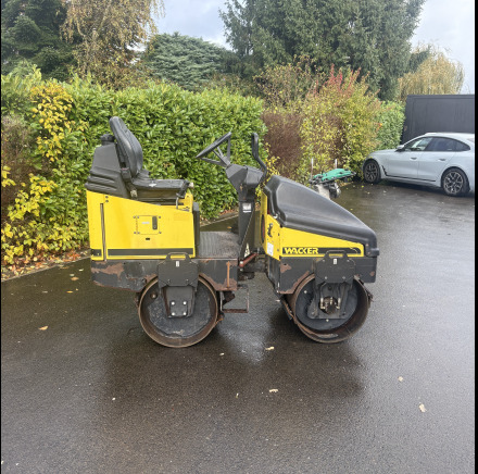 Rouleau compresseur Wacker Neuson RD11 AEC - Cestni valjar: slika 1 Rouleau compresseur Wacker Neuson RD11 AEC - Cestni valjar: slika 1