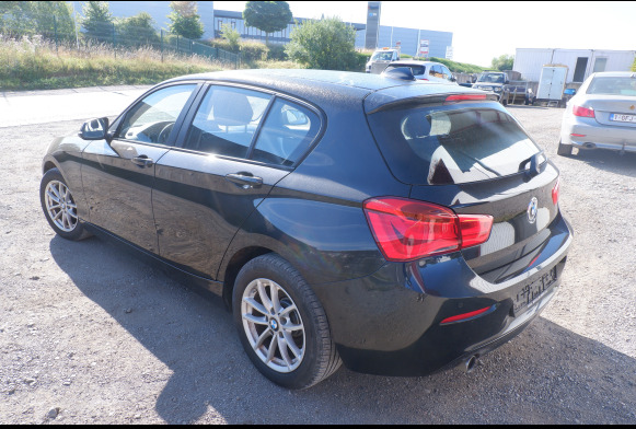 Voiture BMW 118.i - Kombilimuzina: slika 2 Voiture BMW 118.i - Kombilimuzina: slika 2