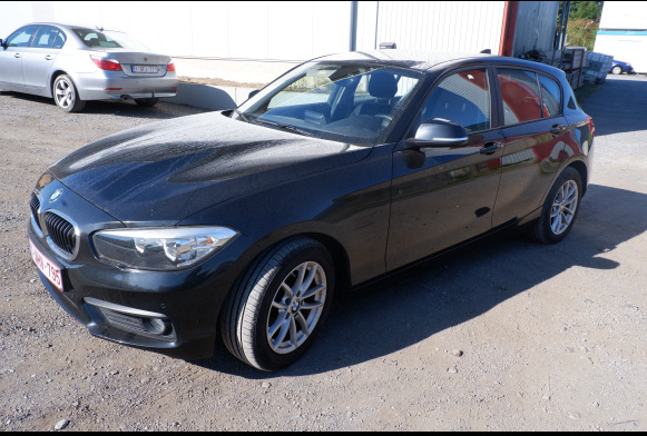 Voiture BMW 118.i - Kombilimuzina: slika 1 Voiture BMW 118.i - Kombilimuzina: slika 1