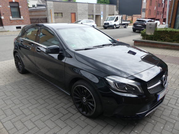 Voiture Mercedes-Benz A 180 (2018-99.600 km-VIN:WDD1760121J776850) - Avtomobil: slika 4 Voiture Mercedes-Benz A 180 (2018-99.600 km-VIN:WDD1760121J776850) - Avtomobil: slika 4