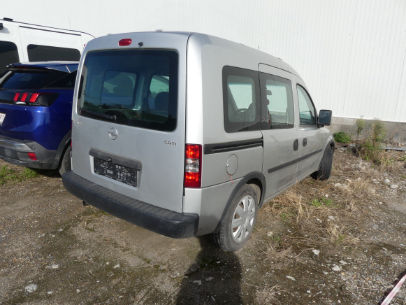 Voiture Opel Combo - Avtomobil: slika 3 Voiture Opel Combo - Avtomobil: slika 3