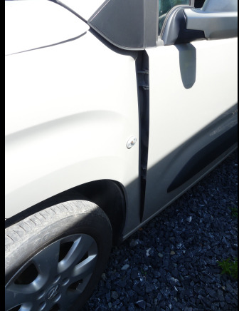 Voiture Opel Combo LIFE (2020-164.299 km-VIN:WOVECYHYLJ618520) - Dostavno vozilo z dvojno kabino: slika 4 Voiture Opel Combo LIFE (2020-164.299 km-VIN:WOVECYHYLJ618520) - Dostavno vozilo z dvojno kabino: slika 4