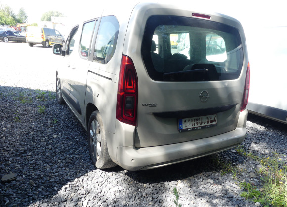 Voiture Opel Combo LIFE (2020-164.299 km-VIN:WOVECYHYLJ618520) - Dostavno vozilo z dvojno kabino: slika 5 Voiture Opel Combo LIFE (2020-164.299 km-VIN:WOVECYHYLJ618520) - Dostavno vozilo z dvojno kabino: slika 5