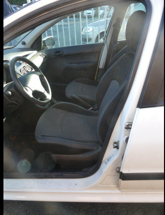 Voiture Peugeot 206 (2006-87.764 km) - Avtomobil: slika 5 Voiture Peugeot 206 (2006-87.764 km) - Avtomobil: slika 5
