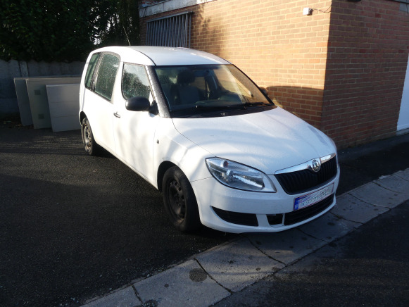 Voiture Skoda Roomster (2010-118.919 km) - Avtomobil: slika 2 Voiture Skoda Roomster (2010-118.919 km) - Avtomobil: slika 2
