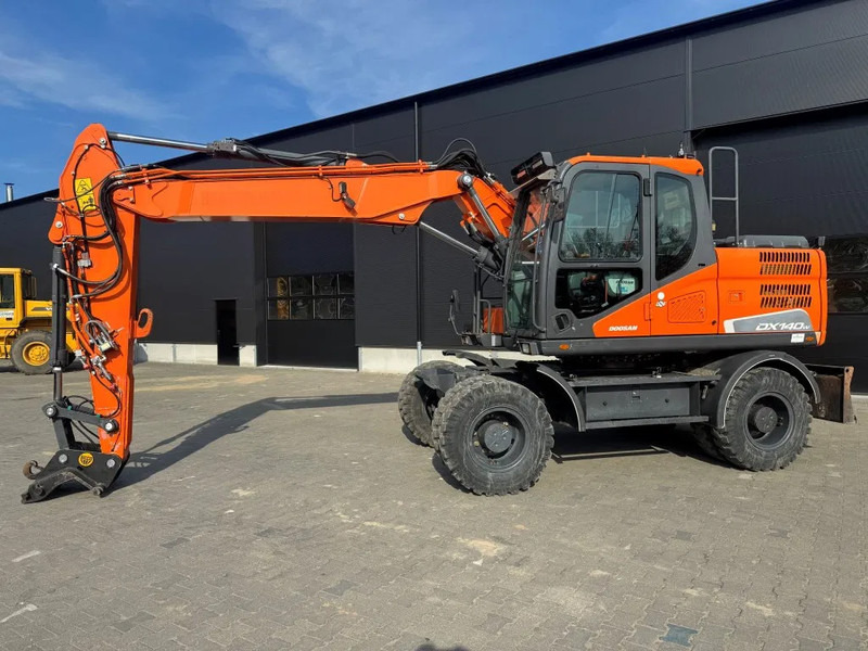 Doosan DX140-5 2018 - Bager na kolesih: slika 2 Doosan DX140-5 2018 - Bager na kolesih: slika 2
