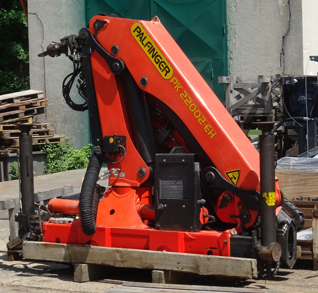 PALFINGER PK 22002-EH D crane - remote control, extra functions, Ladekran, Kran, - Paletno dvigalo: slika 3 PALFINGER PK 22002-EH D crane - remote control, extra functions, Ladekran, Kran, - Paletno dvigalo: slika 3