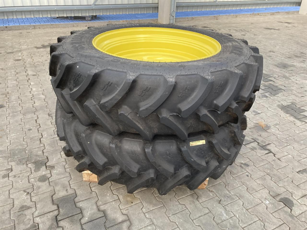 Alliance 420/85R38 - Guma za Kmetijski stroj: slika 1 Alliance 420/85R38 - Guma za Kmetijski stroj: slika 1