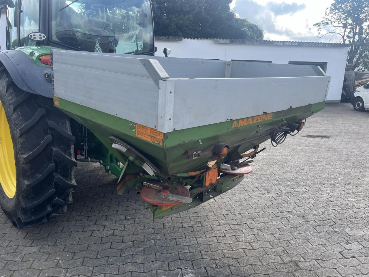 Amazone ZA-U - Trosilnik gnojila: slika 4 Amazone ZA-U - Trosilnik gnojila: slika 4