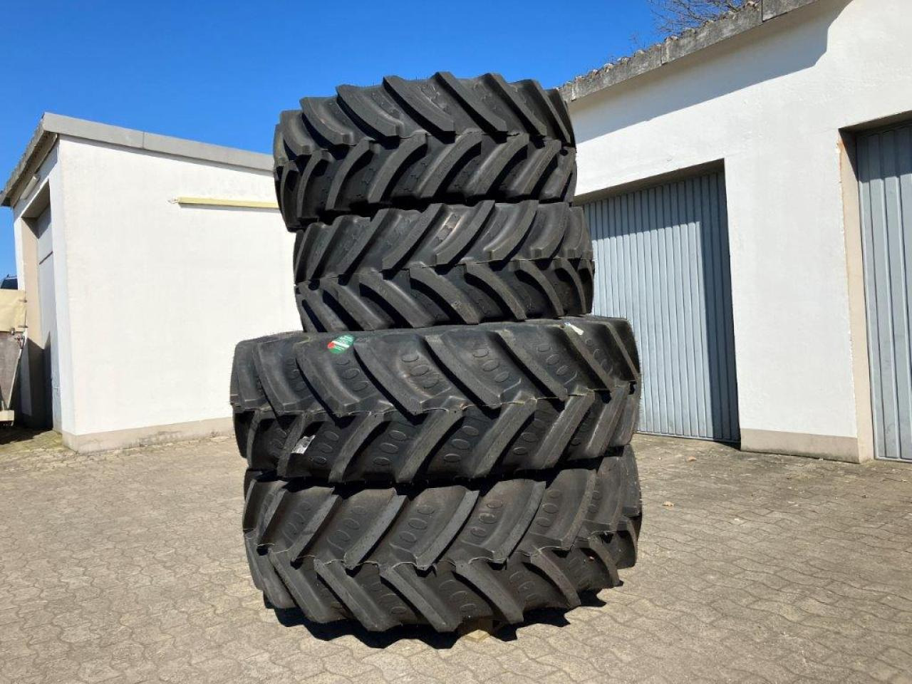 BKT 480/65R28 - Guma za Kmetijski stroj: slika 1 BKT 480/65R28 - Guma za Kmetijski stroj: slika 1