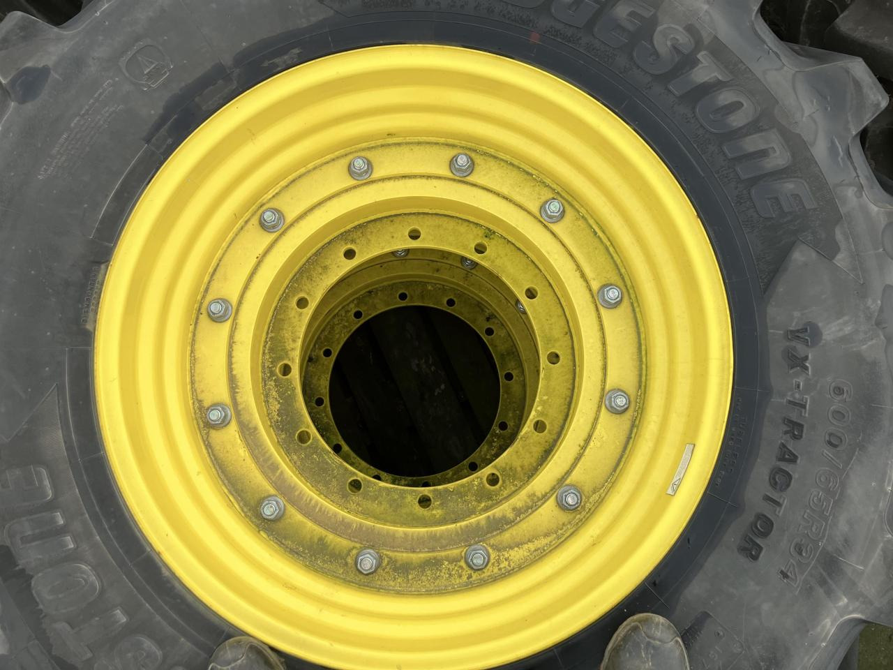 Bridgestone 600/65R34 - Guma za Kmetijski stroj: slika 4 Bridgestone 600/65R34 - Guma za Kmetijski stroj: slika 4