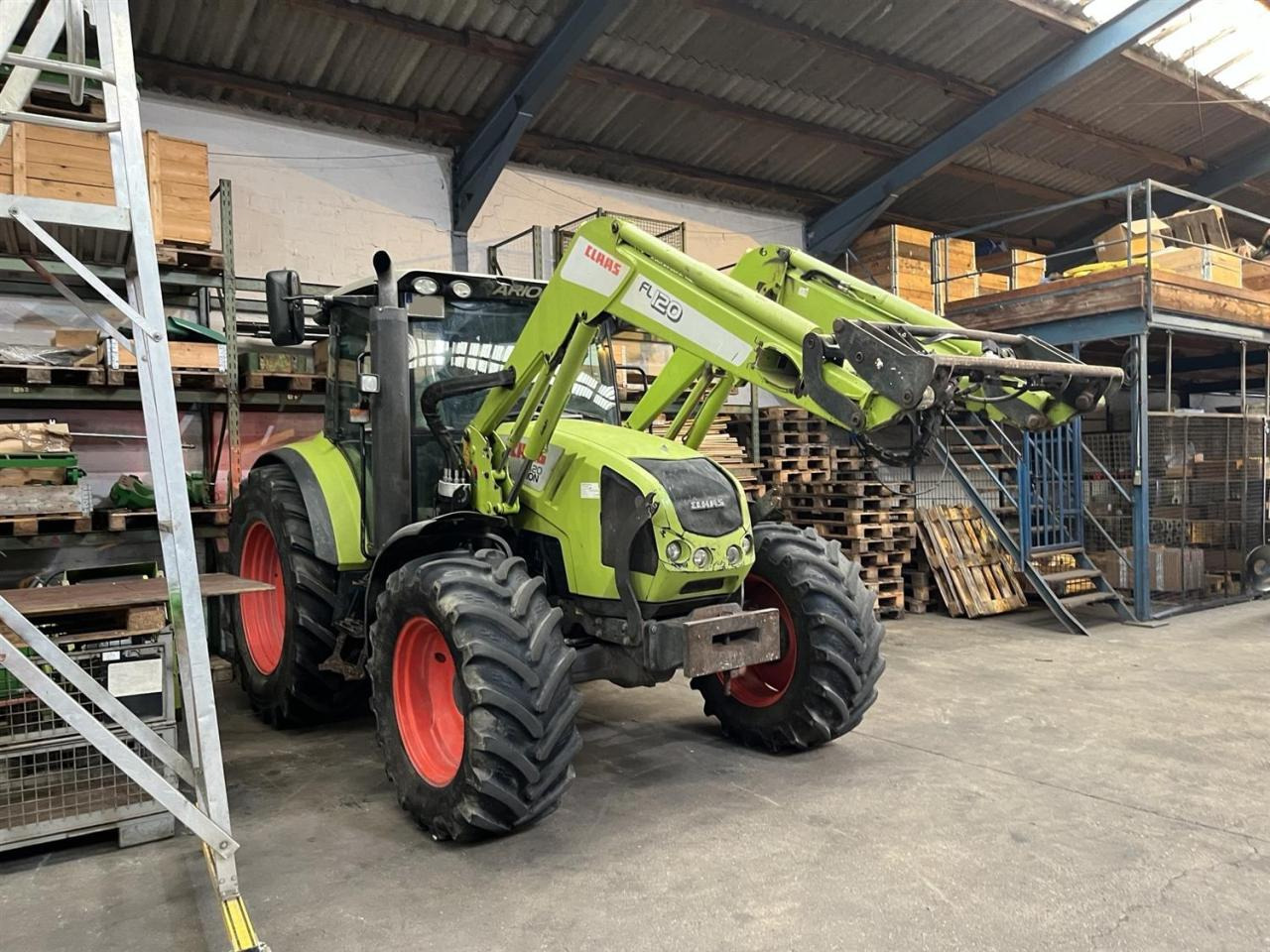 CLAAS Arion 420 - Traktor: slika 2 CLAAS Arion 420 - Traktor: slika 2