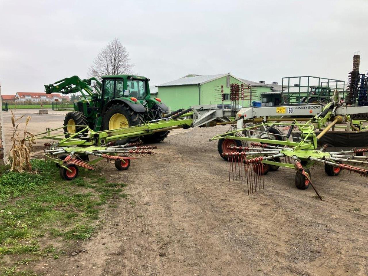 CLAAS Liner 3000 - Obračalnik/ Zgrabljalnik: slika 4 CLAAS Liner 3000 - Obračalnik/ Zgrabljalnik: slika 4