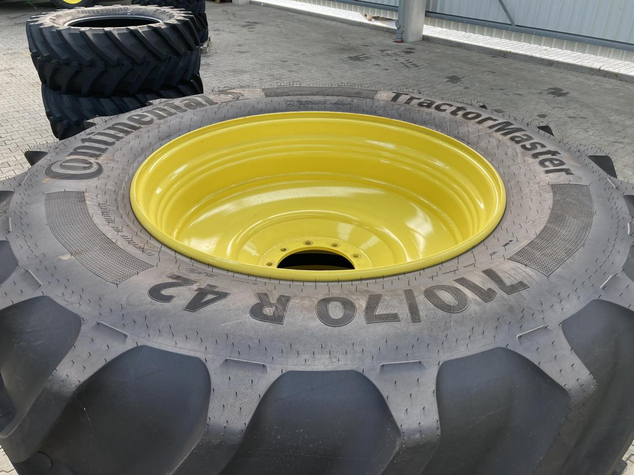 Continental 710/70R42 - Guma za Kmetijski stroj: slika 3 Continental 710/70R42 - Guma za Kmetijski stroj: slika 3