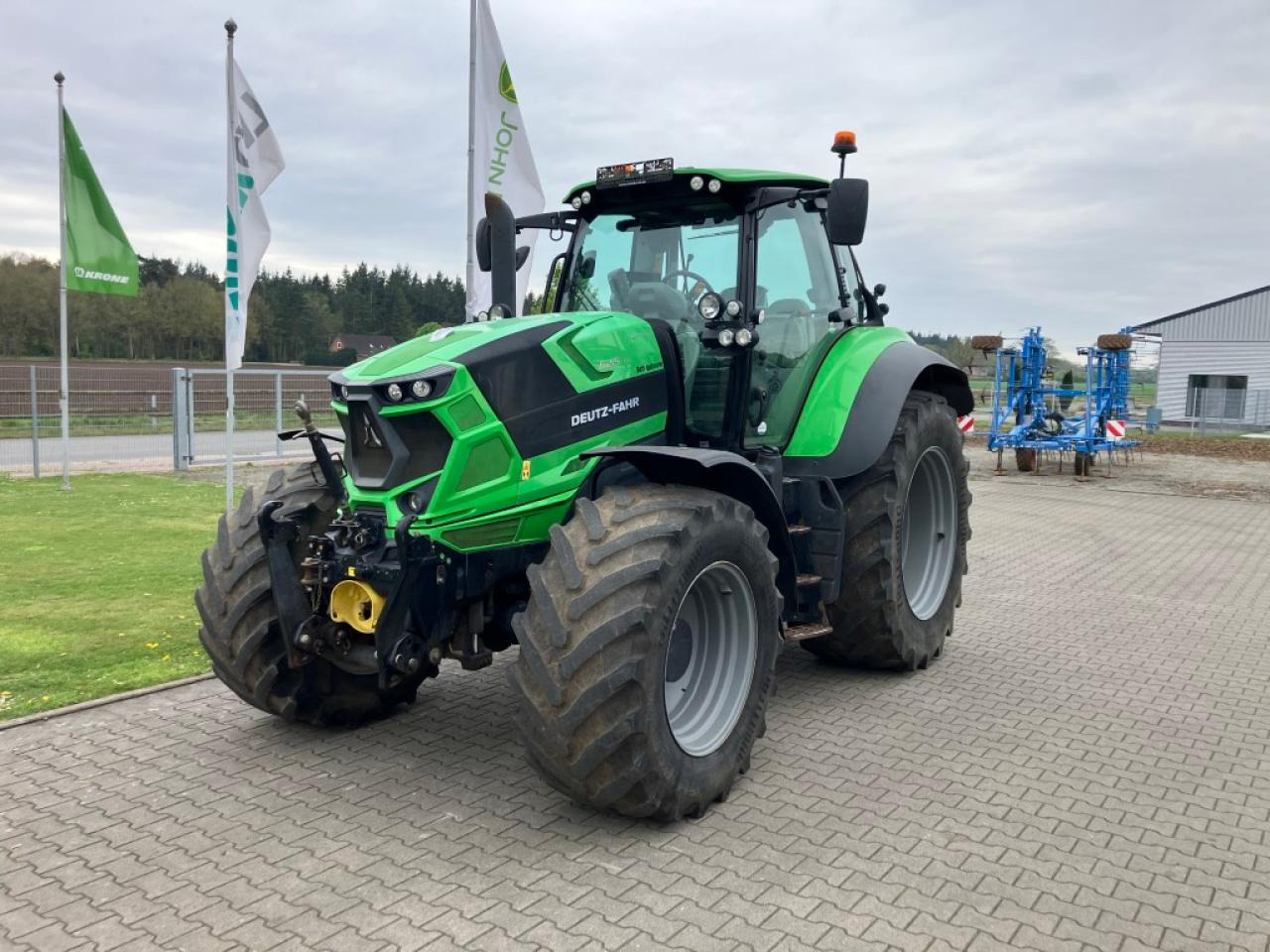 Deutz-Fahr 6215 TTV - Traktor: slika 1 Deutz-Fahr 6215 TTV - Traktor: slika 1