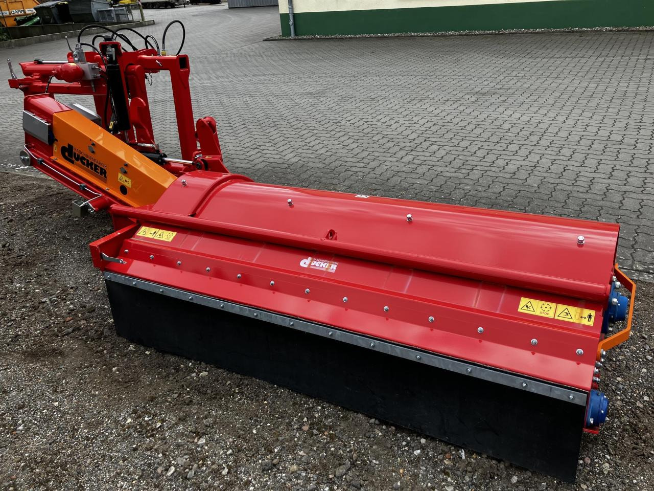 Dücker USM-21 - Mulčer kladivar: slika 2 Dücker USM-21 - Mulčer kladivar: slika 2