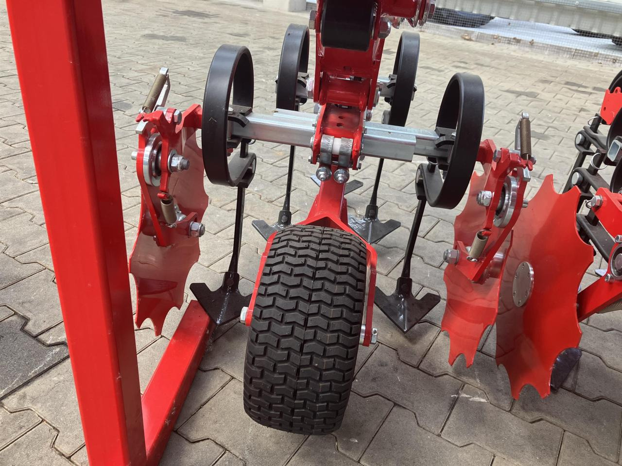 Einböck CHOPSTAR PRIME - Oprema za obdelavo tal: slika 4 Einböck CHOPSTAR PRIME - Oprema za obdelavo tal: slika 4