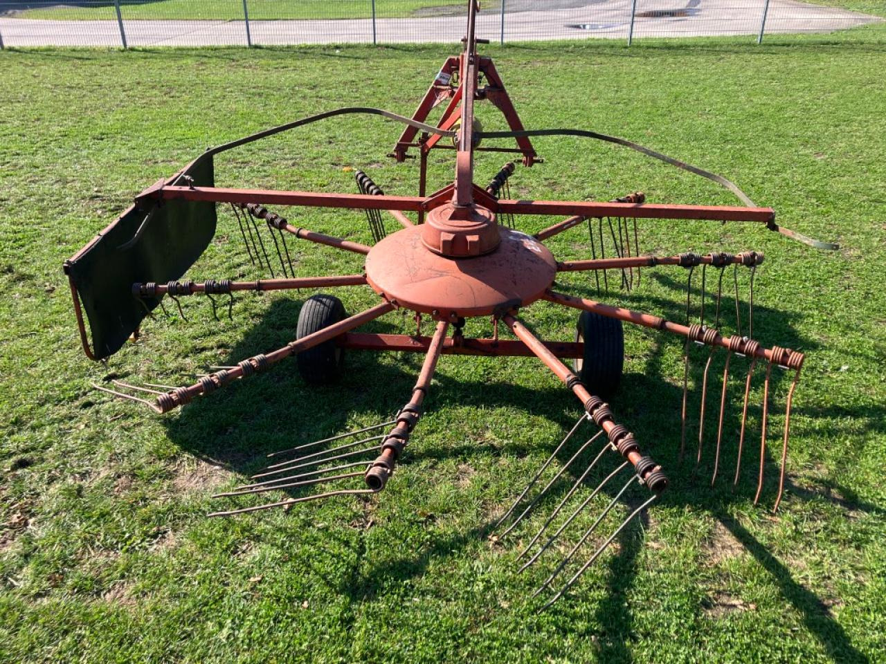 Fella TS 325 - Obračalnik/ Zgrabljalnik: slika 3 Fella TS 325 - Obračalnik/ Zgrabljalnik: slika 3