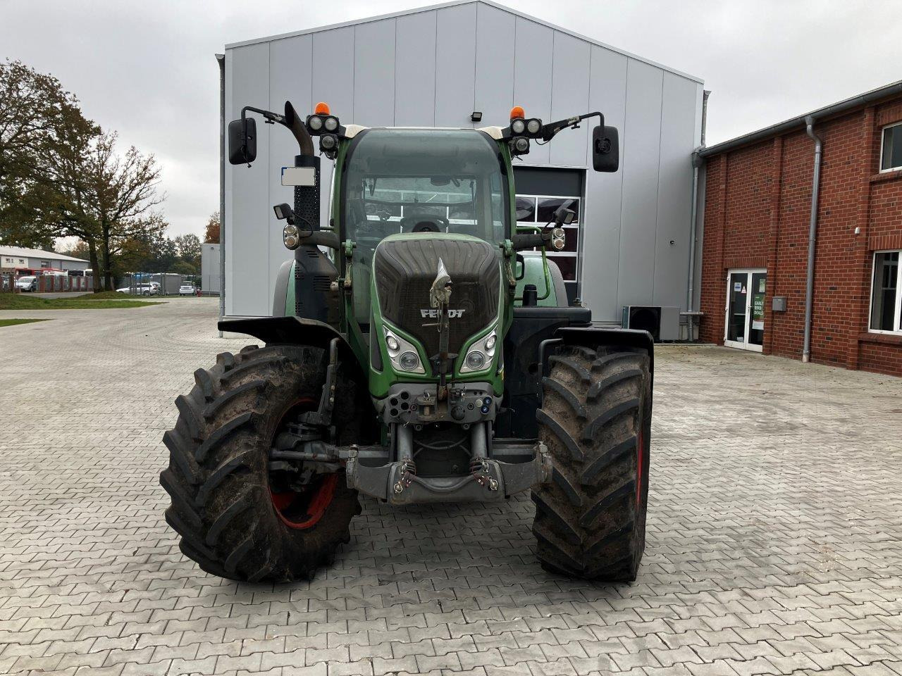 Fendt 716 Vario - Traktor: slika 2 Fendt 716 Vario - Traktor: slika 2
