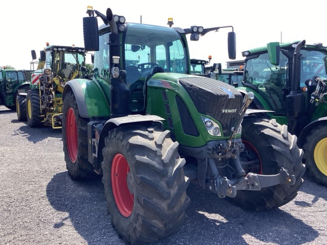 Fendt 720 Vario Profi Plus - Traktor: slika 2 Fendt 720 Vario Profi Plus - Traktor: slika 2