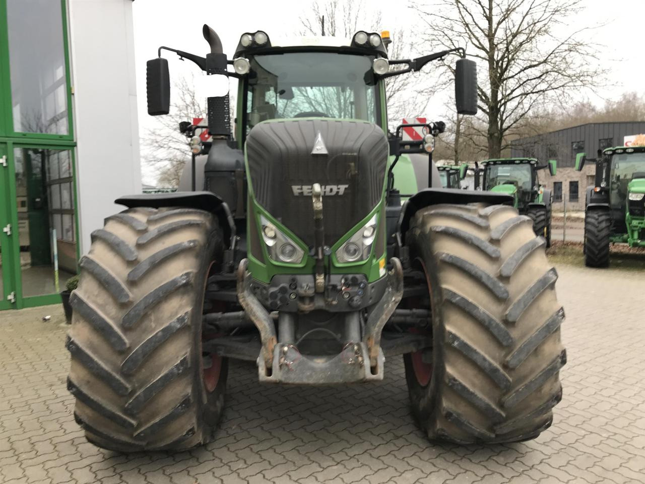 Fendt 933 Profi Plus - Traktor: slika 3 Fendt 933 Profi Plus - Traktor: slika 3