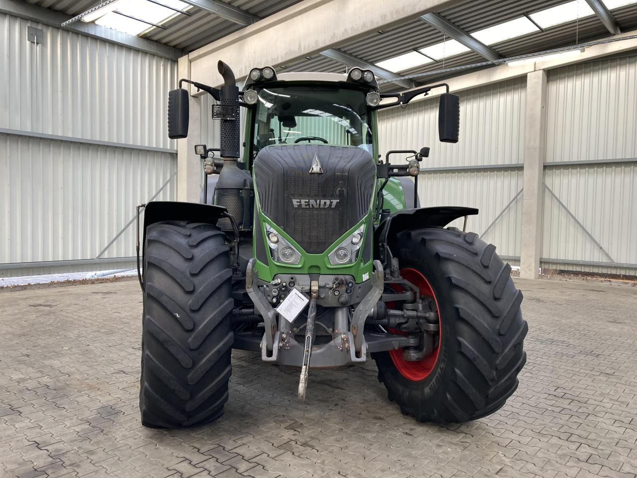 Fendt 933 Vario Profi Plus - Traktor: slika 4 Fendt 933 Vario Profi Plus - Traktor: slika 4